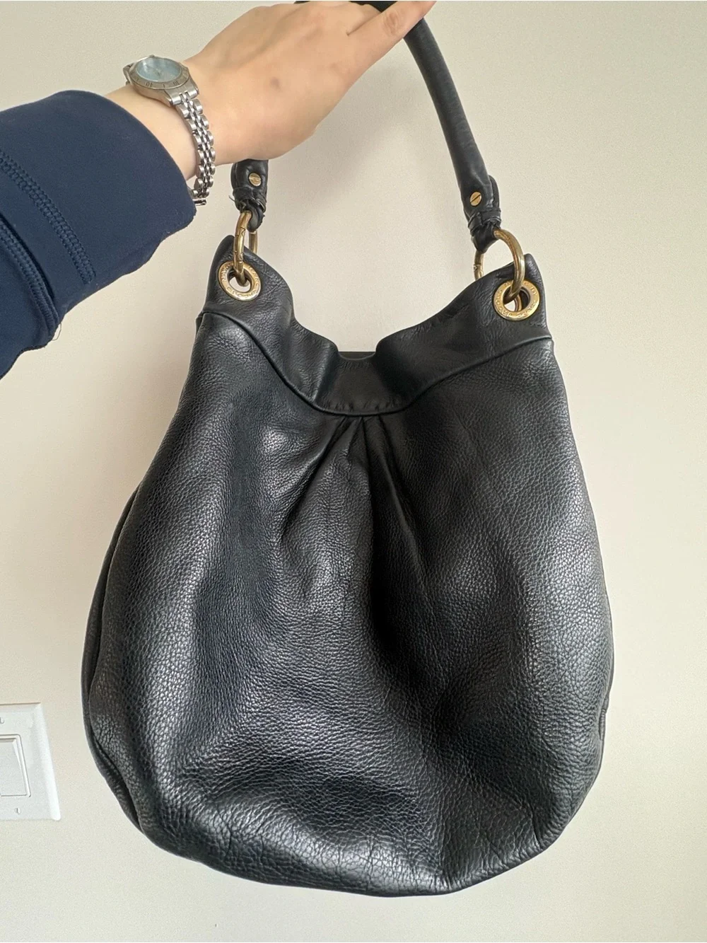 Marc Jacobs Black Leather Hobo with Brass Logo Plaque - Picture 2 of 5
